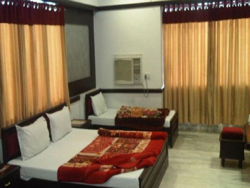 Hotel Ambaji International Ranpur Exterior foto